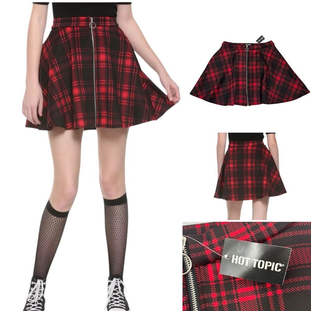 Hot Topic Black & Red Plaid O-Ring Skater Skirt NWT Sz.L